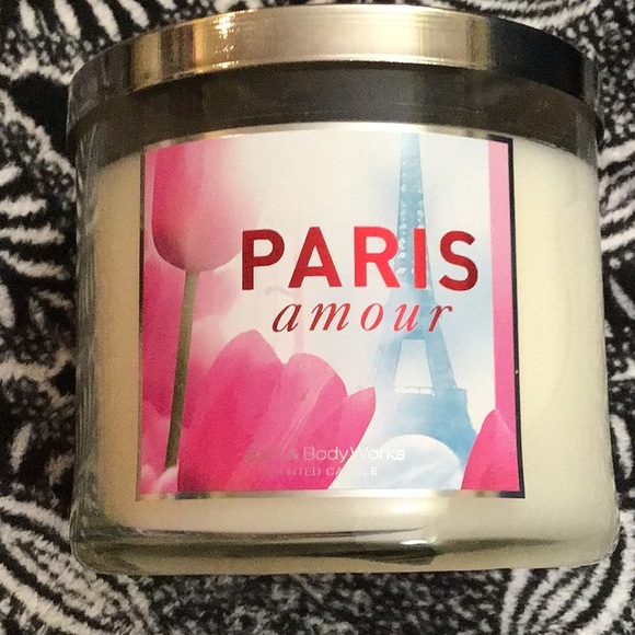 Bath & Body Works Other - Bath and body works Paris amour candle